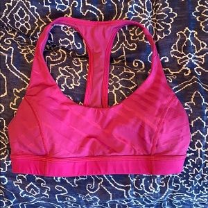 Lululemon sports bra
